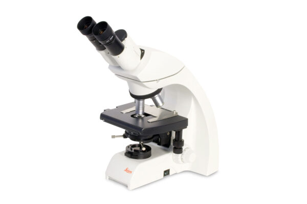 Microscopio de Docencia y Rutina DM750